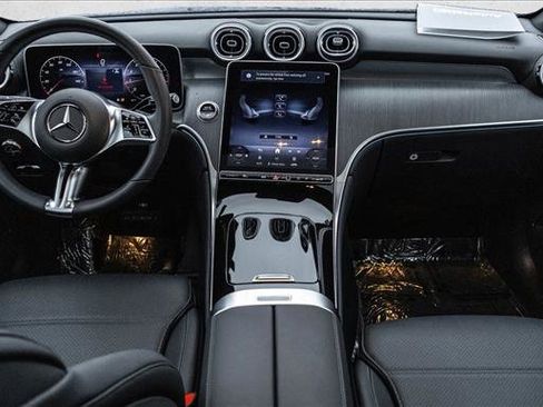 Certified 2025 Mercedes-Benz GLC 300 4MATIC image 21