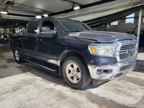 Used 2021 RAM 1500 Big Horn AWD/4WD image 4