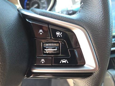 Used 2018 Subaru Outback 3.6R Limited AWD/4WD image 38