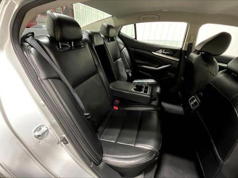 Used 2023 Nissan Maxima SV w/ Floor Mat Group image 27
