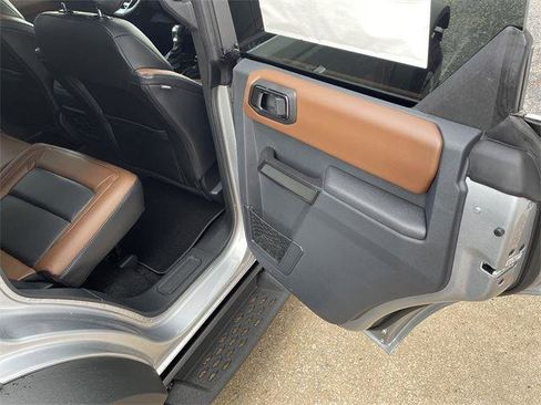 Used 2024 Ford Bronco Outer Banks w/ Sasquatch Package image 36