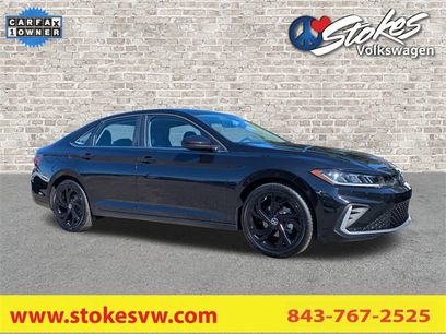 Used 2025 Volkswagen Jetta SE w/ Sunroof Package