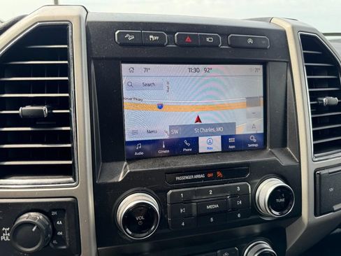 Used 2020 Ford F150 Lariat w/ Equipment Group 502A Luxury AWD/4WD image 21