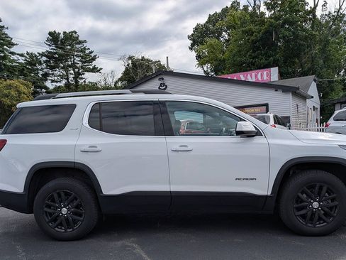 Used 2018 GMC Acadia SLT AWD/4WD image 2