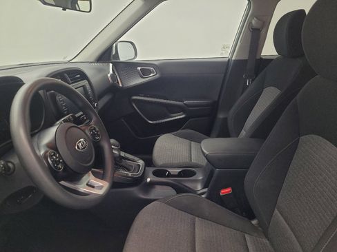 Used 2021 Kia Soul S FWD image 17
