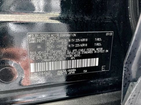 Used 2023 Toyota RAV4 XLE Premium AWD/4WD image 19