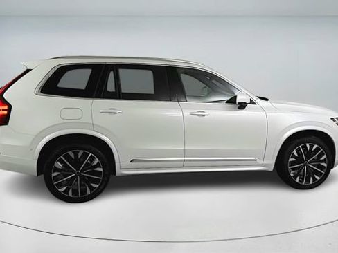 Certified 2026 Volvo XC90 B6 Plus w/ Protection Package Premier AWD/4WD image 3