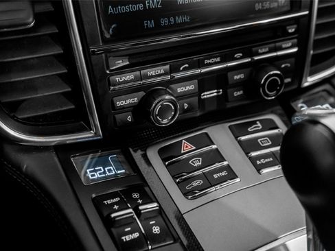 Used 2014 Porsche Panamera GTS image 39