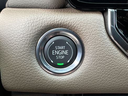 New 2026 GMC Canyon Denali image 34