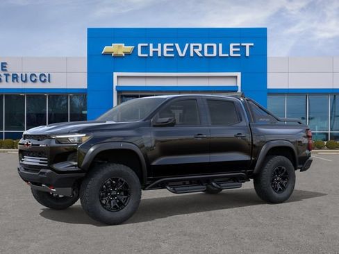 New 2026 Chevrolet Colorado ZR2 w/ Midnight Edition AWD/4WD image 2