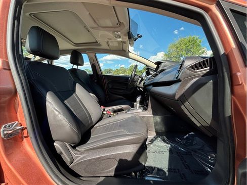 Used 2017 Ford Fiesta Titanium FWD image 38