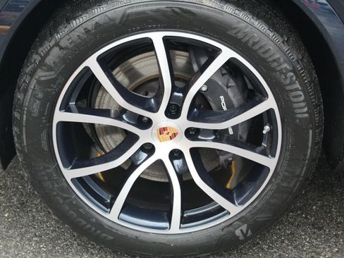 New 2026 Porsche Cayenne AWD/4WD image 15