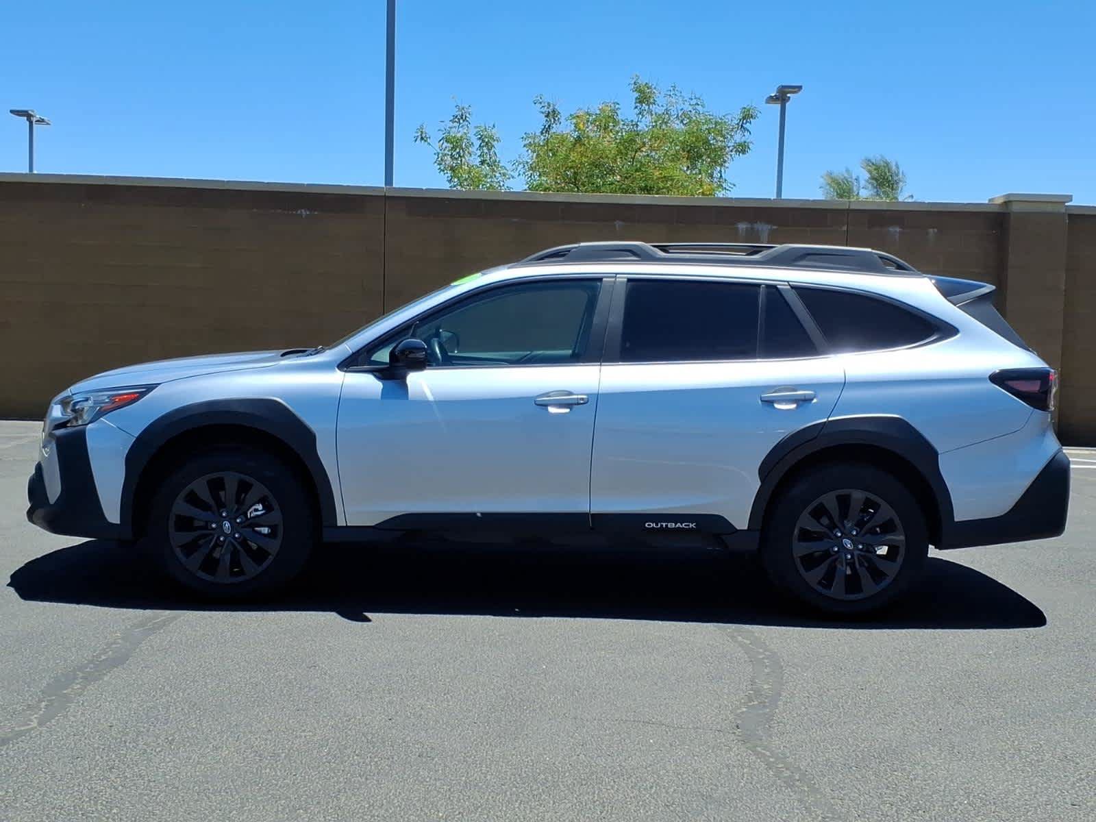 Used 2025 Subaru Outback Onyx Edition AWD/4WD image 4