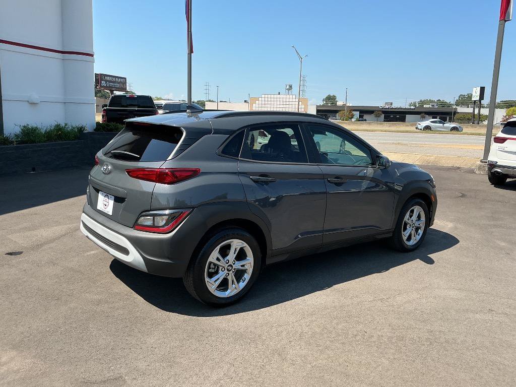 Used 2023 Hyundai Kona SEL w/ Convenience Package FWD image 7