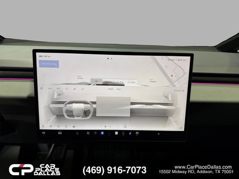 Used 2025 Tesla Cybertruck 2WD Crew Cab image 36
