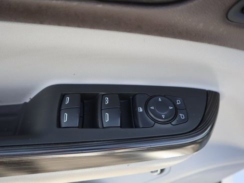 Used 2017 GMC Acadia SLT image 7