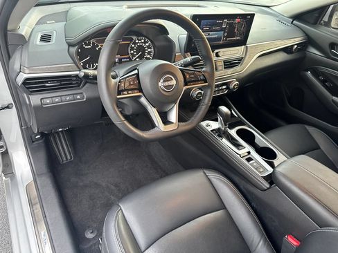 Used 2023 Nissan Altima 2.5 SL FWD image 21