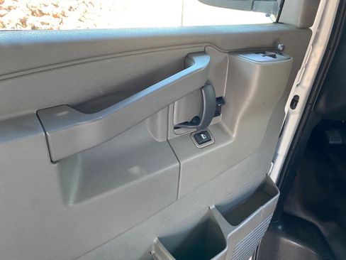 Used 2021 Chevrolet Express 2500 w/ Driver Convenience Package RWD image 22