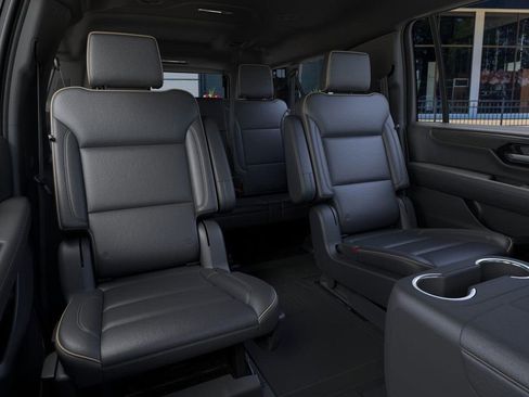 New 2026 GMC Yukon XL Elevation w/ LPO, Floor Liner Package AWD/4WD image 17