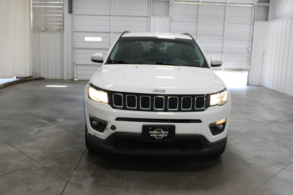 Used 2020 Jeep Compass Latitude w/ Popular Equipment Group AWD/4WD image 3