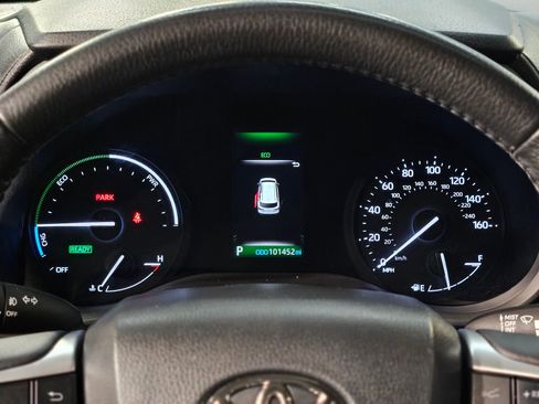 Used 2022 Toyota Sienna XLE image 15