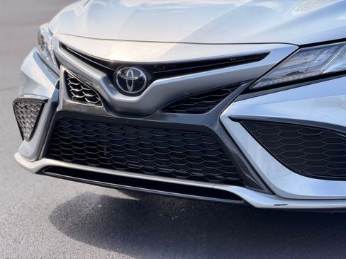 Used 2024 Toyota Camry XSE FWD image 9