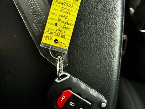 Used 2021 Jeep Wrangler Unlimited Sport AWD/4WD image 13