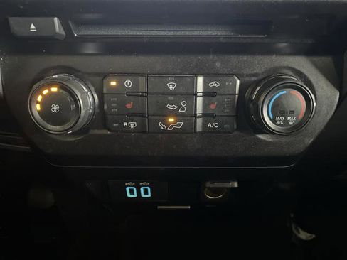 Used 2018 Ford F150 XLT w/ Equipment Group 302A Luxury image 18