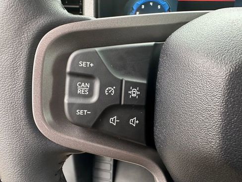 New 2025 Ford Bronco Badlands image 12