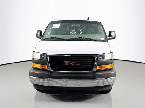 Used 2024 GMC Savana 2500 w/ Driver Convenience Package image 2