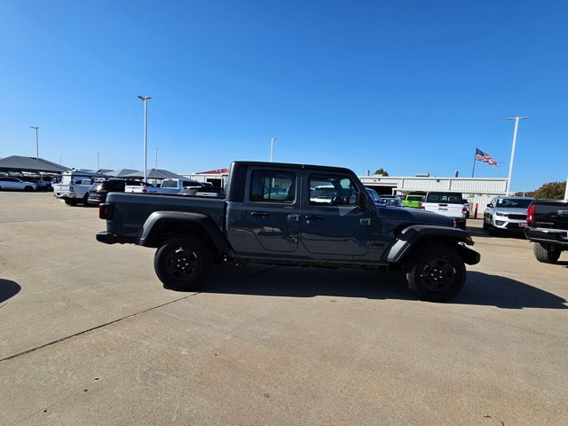 New 2026 Jeep Gladiator Sport AWD/4WD image 7