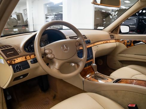 Used 2007 Mercedes-Benz E 350 E 350 image 18