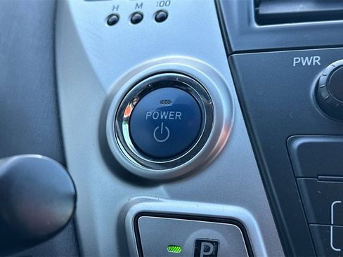 Used 2013 Toyota Prius V Three image 25