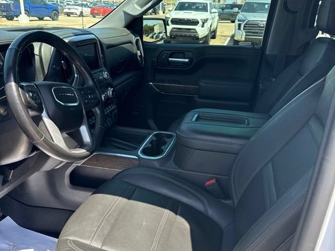 Used 2021 GMC Sierra 1500 Denali w/ Denali Ultimate Package AWD/4WD image 34