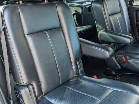 Used 2017 Ford Expedition Limited w/ Equipment Group 301A image 40