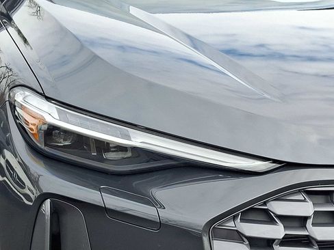 Certified 2025 Audi Q5 Premium Plus w/ Premium Plus image 28