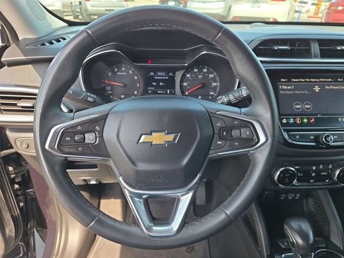 Certified 2021 Chevrolet TrailBlazer LT w/ Premium Seating Package FWD image 35