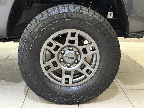 Certified 2021 Toyota Tacoma SR image 9