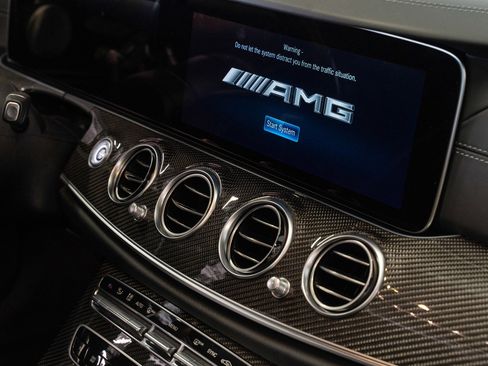 Used 2021 Mercedes-Benz E 63 AMG S image 40