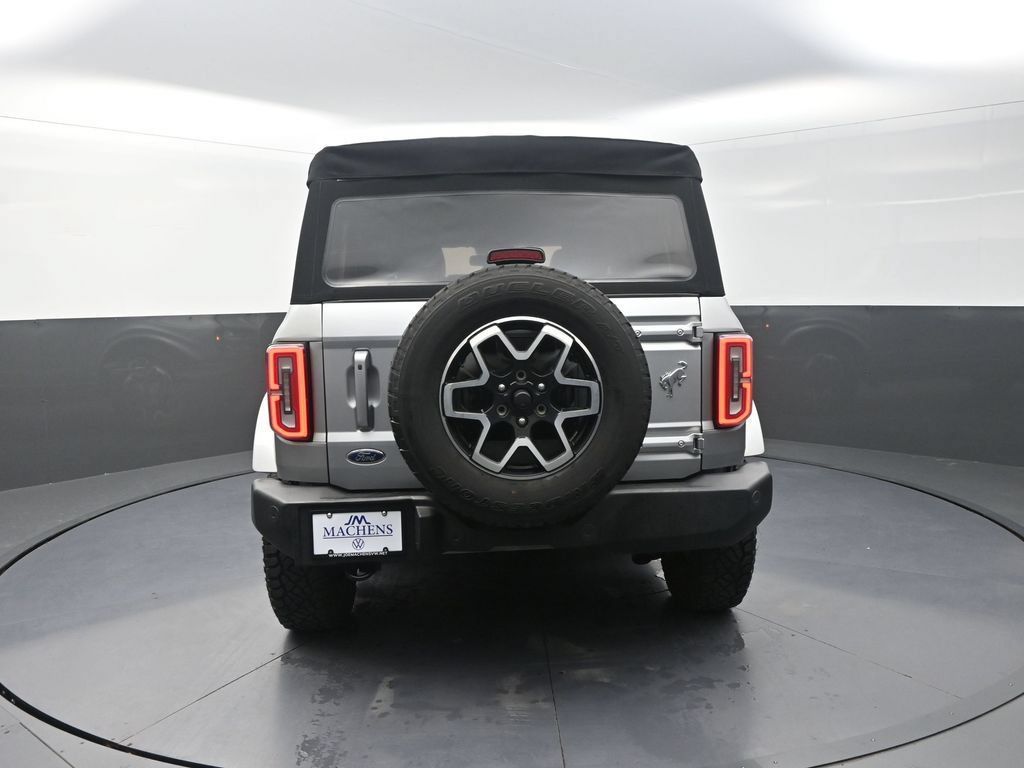 Used 2021 Ford Bronco Outer Banks AWD/4WD image 9