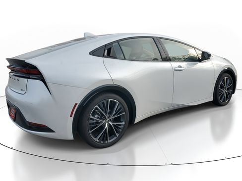 Certified 2025 Toyota Prius Limited image 6