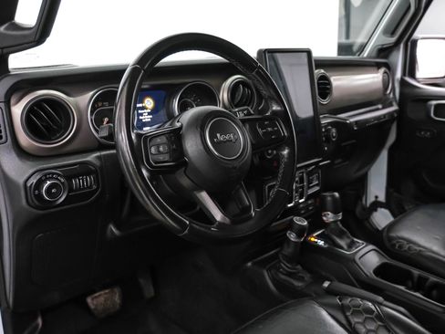 Used 2020 Jeep Wrangler Unlimited Sport image 2