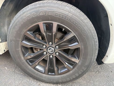 Used 2019 Nissan Armada Platinum w/ Captain's Chairs Package image 4