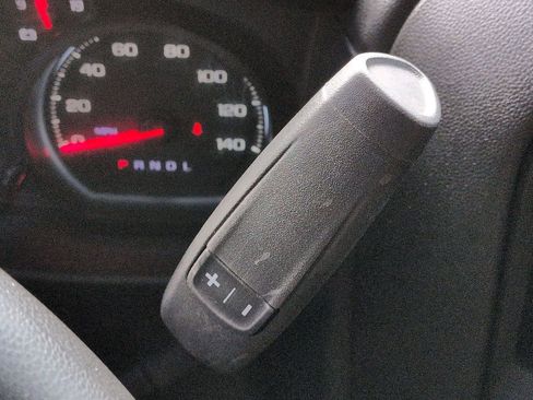 Used 2024 Chevrolet Silverado 2500 Custom w/ Custom Value Package image 16