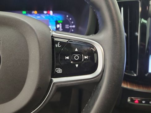 Certified 2023 Volvo XC60 T8 Plus w/ Climate Package image 25