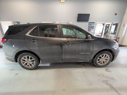 Used 2022 Chevrolet Equinox LT image 6
