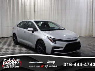 Used 2025 Toyota Corolla SE video 1