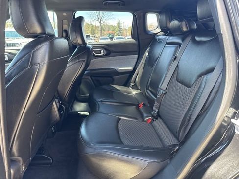 Certified 2023 Jeep Compass Latitude AWD/4WD image 27
