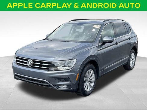 Used 2018 Volkswagen Tiguan SEL AWD/4WD image 4