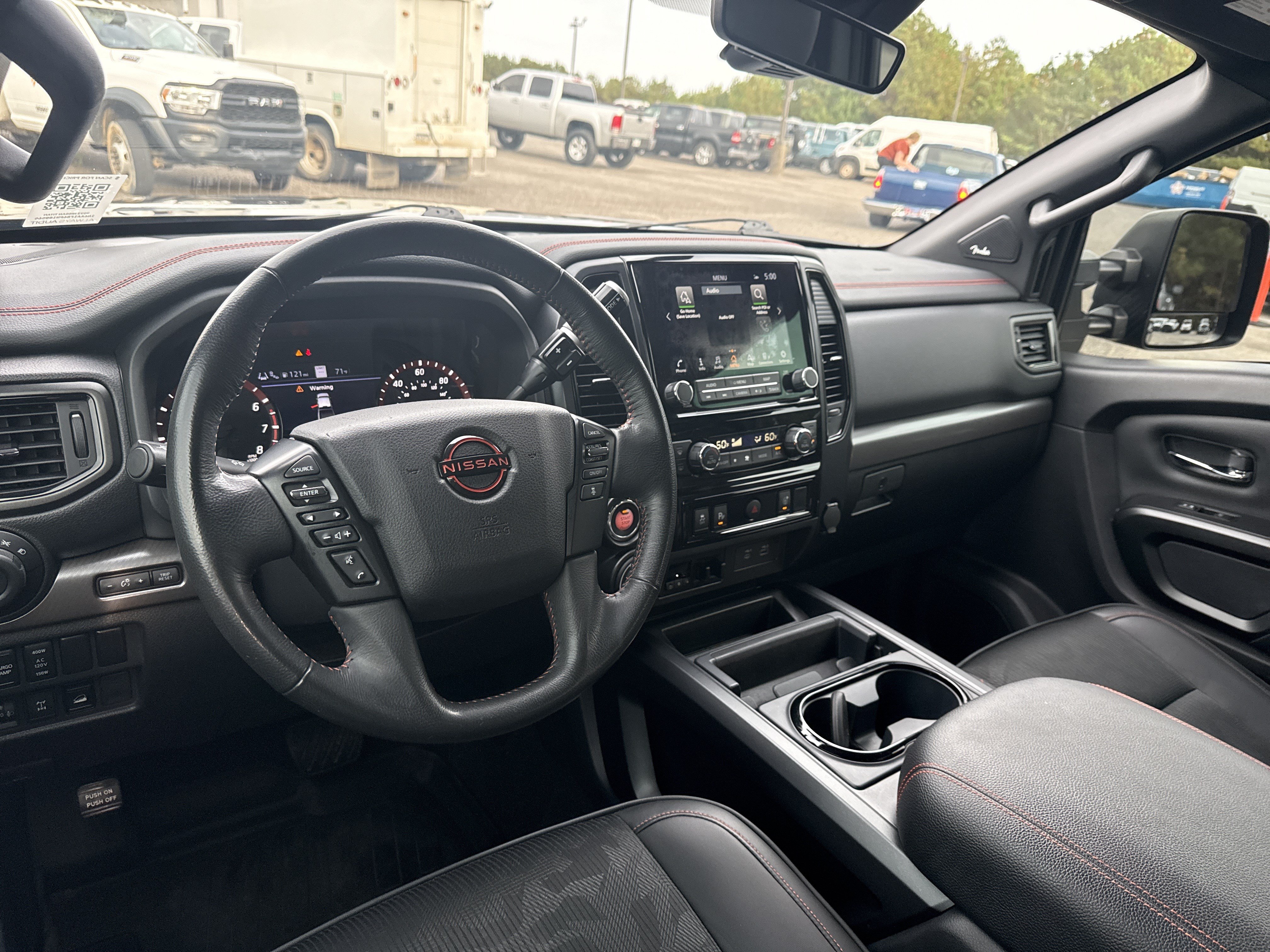 Used 2023 Nissan Titan PRO-4X AWD/4WD image 22